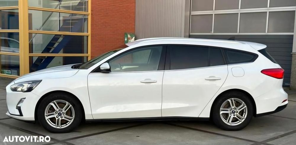 Ford Focus 1.5 EcoBlue Start-Stopp-System Aut. ACTIVE DESIGN - 5