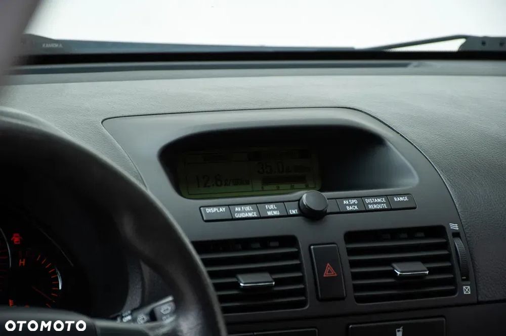 Toyota Avensis 1.8 VVT-i Combi - 29
