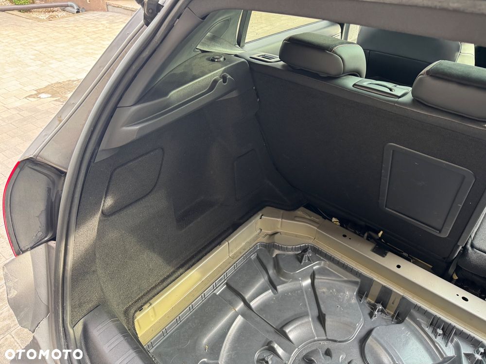 Peugeot 308 PureTech 225 GPF EAT8 Stop & Start GT - 19