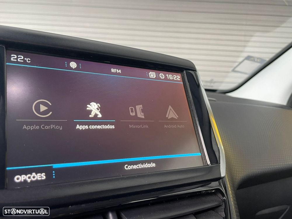 Peugeot 208 1.2 PureTech Allure - 23
