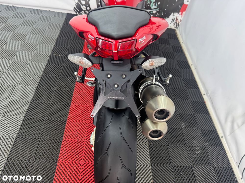 Ducati Streetfighter 1098 - 19