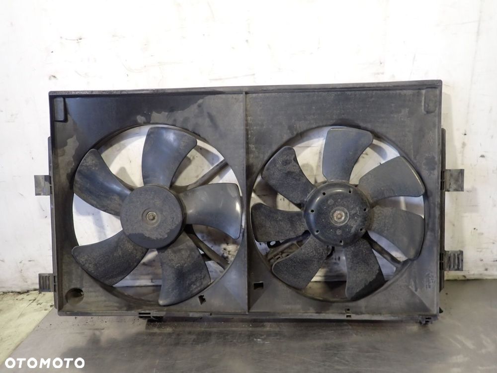 WENTYLATOR CHŁODNICY MITSUBISHI LANCER VIII - 1