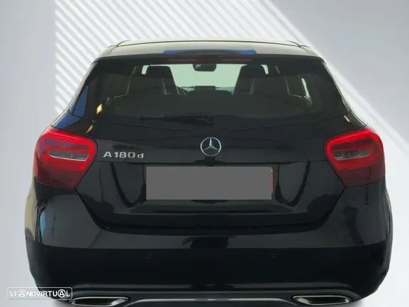 Mercedes-Benz A 180 d Urban Aut. - 9