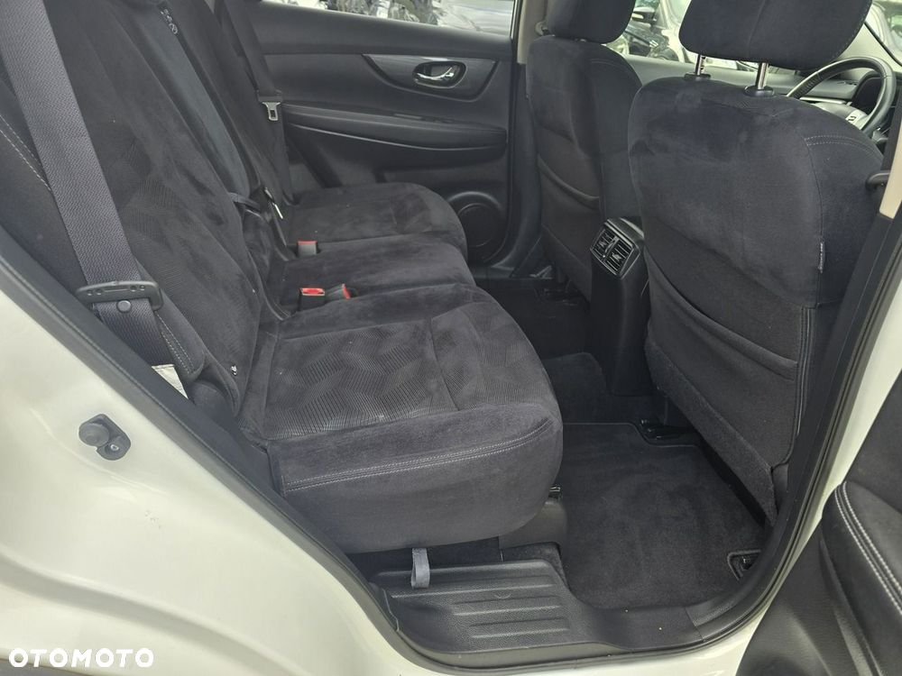 Nissan X-Trail 1.6 DIG-T Tekna 2WD 7os - 12