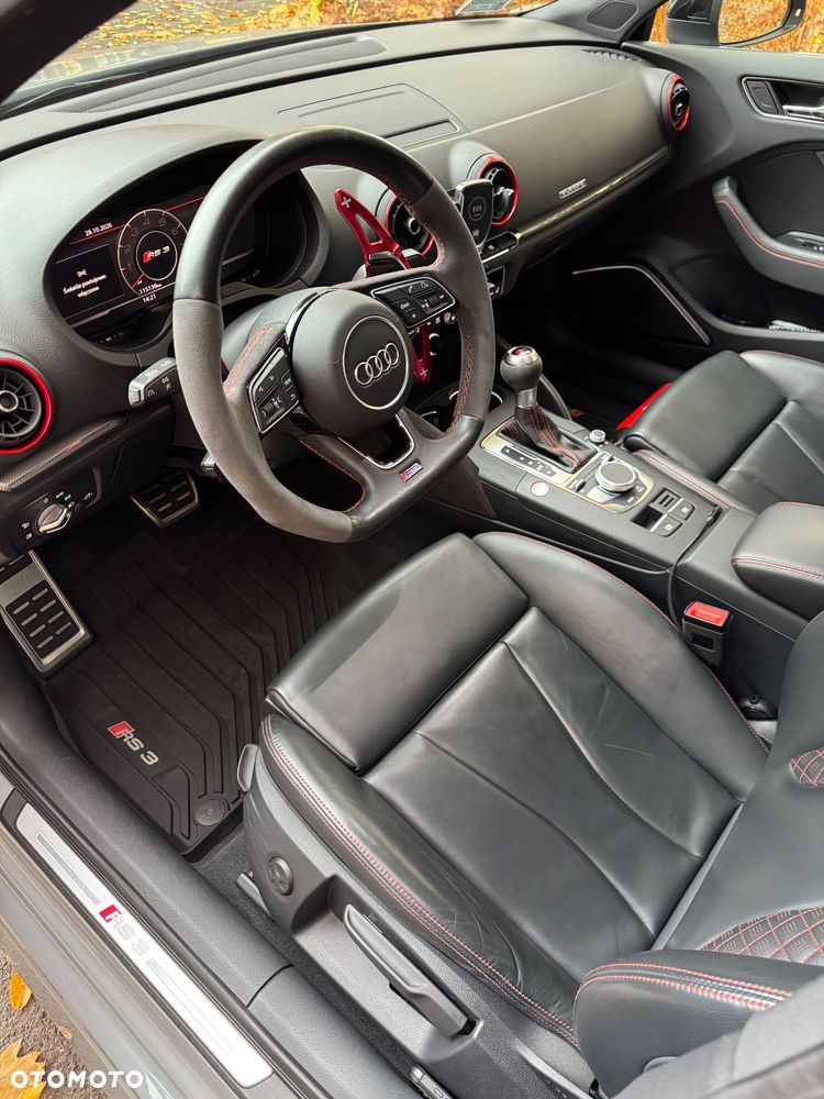 Audi RS3 Sportback - 13