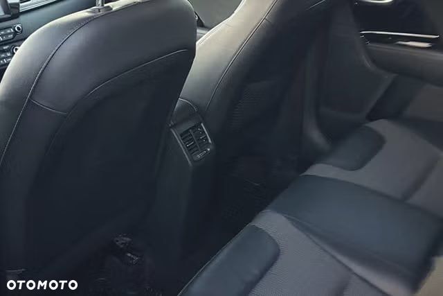 Kia Niro - 8