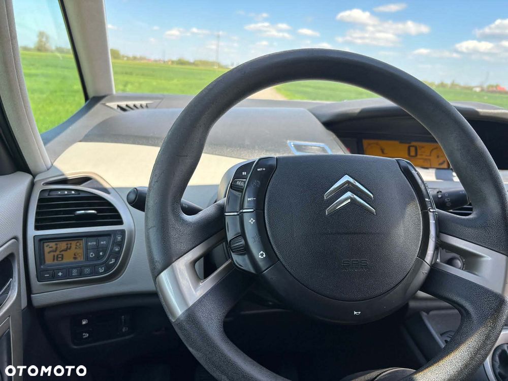 Citroën C4 1.6 HDi Impress - 5