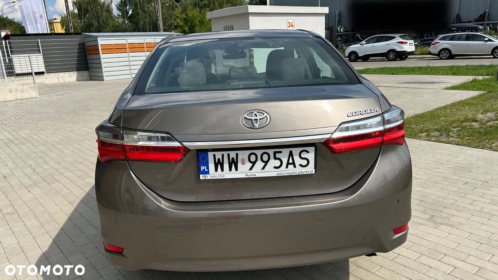 Toyota Corolla 1.6 Comfort MS - 9