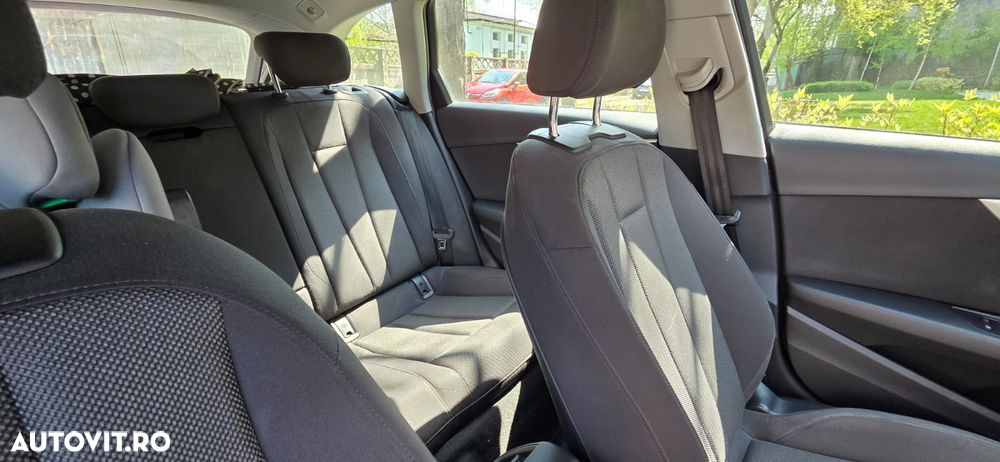 Audi A4 Avant 2.0 TDI S tronic - 14