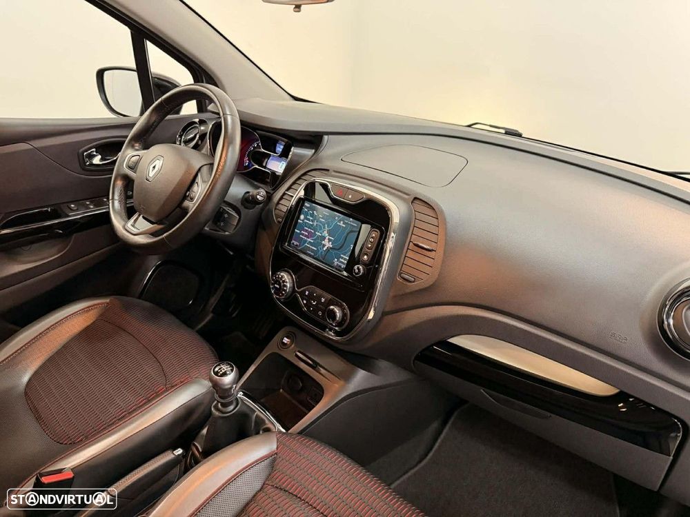 Renault Captur 1.2 TCe Exclusive - 11