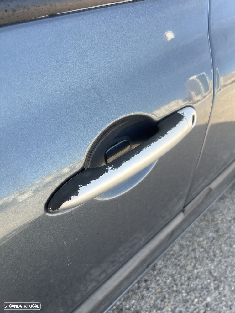 Renault Clio 1.2 16V Rip Curl - 11