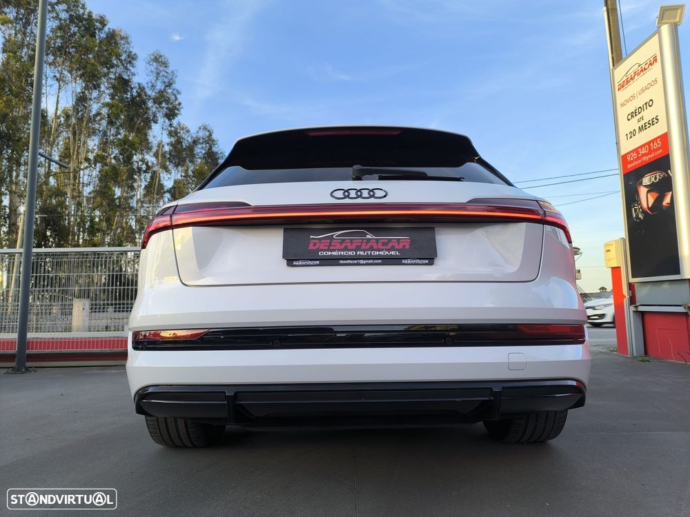 Audi e-tron 50 quattro S line - 13