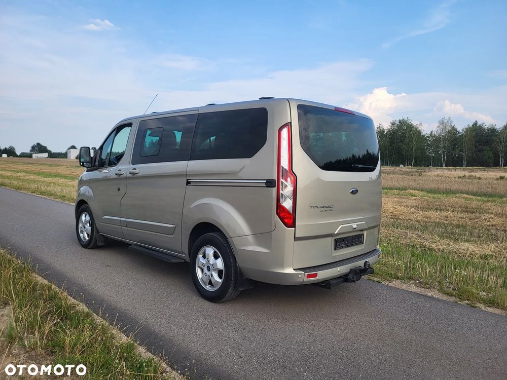 Ford Tourneo Custom 2.0 TDCi L1 Titanium - 6