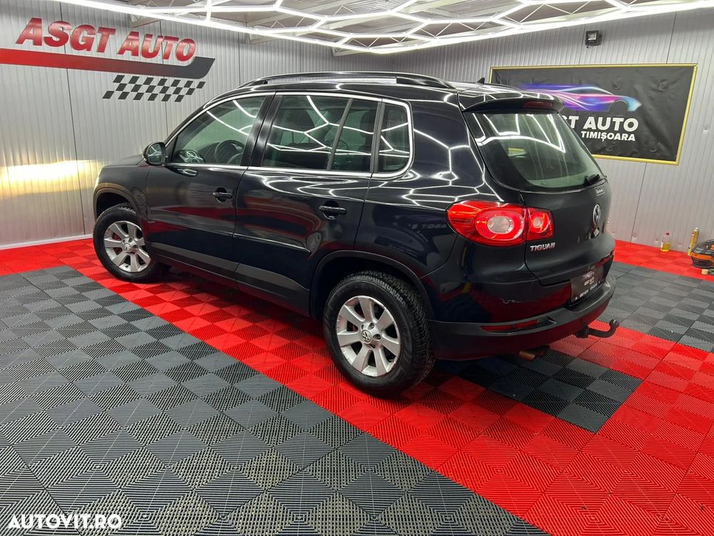 Volkswagen Tiguan - 6