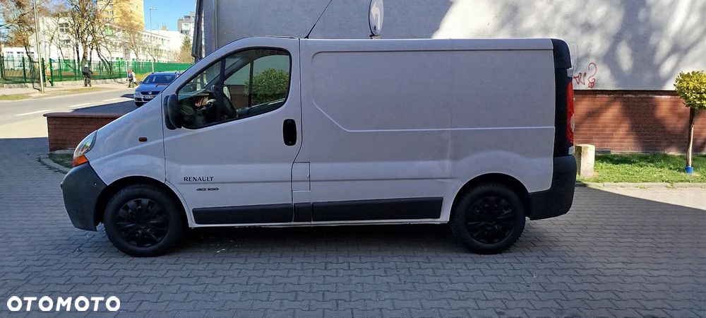 Renault Trafic - 11