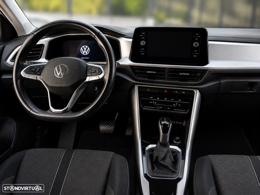 VW T-Roc 1.5 TSI Life DSG - 18