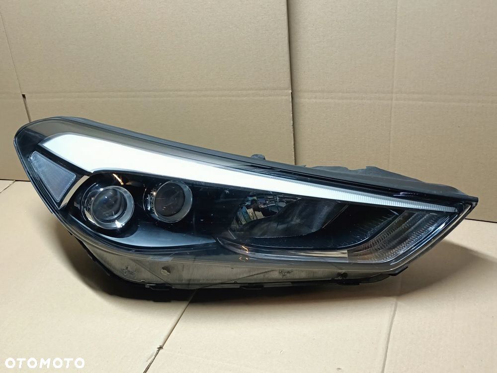 HYUNDAI TUSCON III 15-20r Z LED i DOŚWIETLENIEM PRAWA LAMPA PRZÓD ORYGINAŁ EUROPA