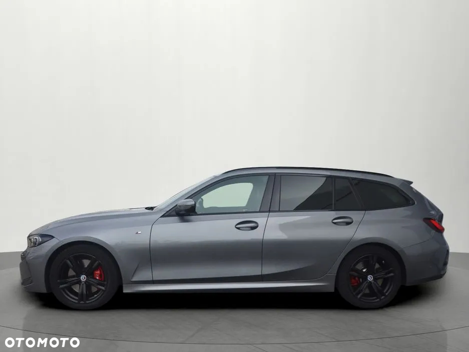 BMW Seria 3 330d xDrive M Sport sport - 2