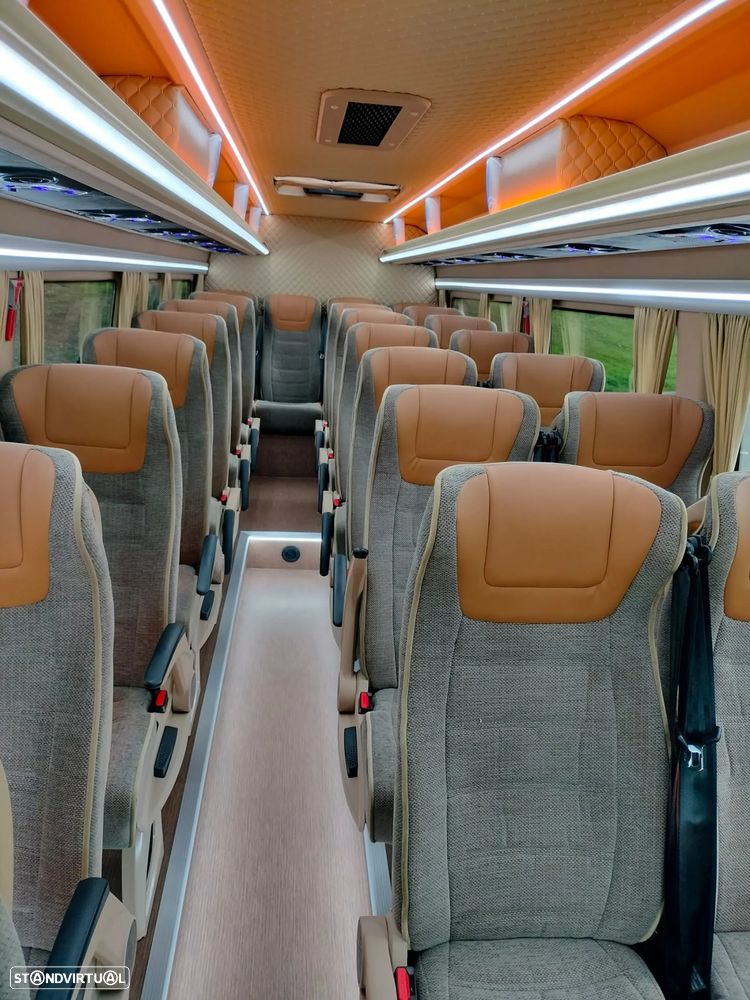 Mercedes Benz Sprinter 517 - 13