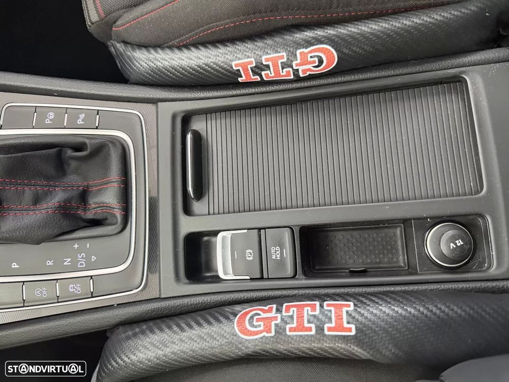VW Golf 2.0 TSi GTi DSG Performance - 32