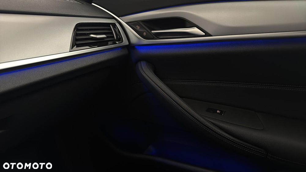 BMW Seria 5 - 27