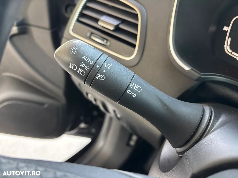 Renault Megane TCe GPF Intens - 22