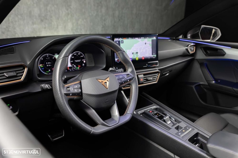 Cupra Leon ST 1.4 e-Hybrid MID DSG - 10