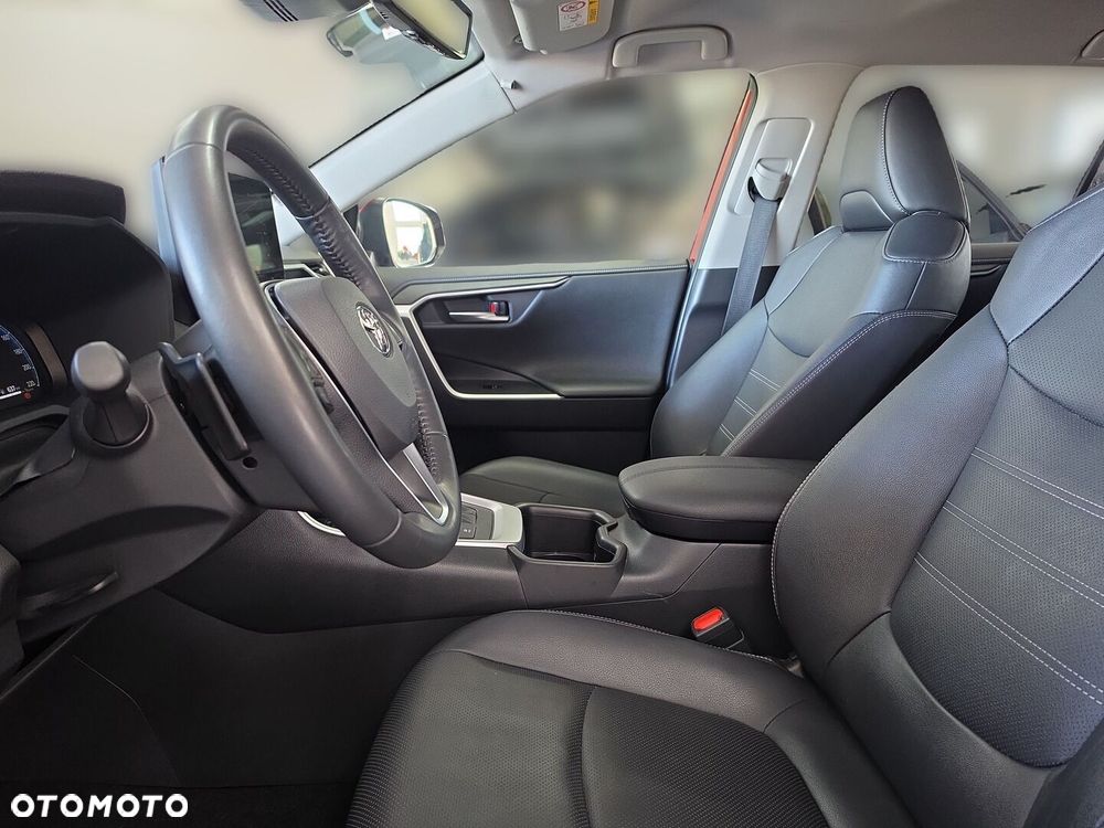 Toyota RAV4 - 25