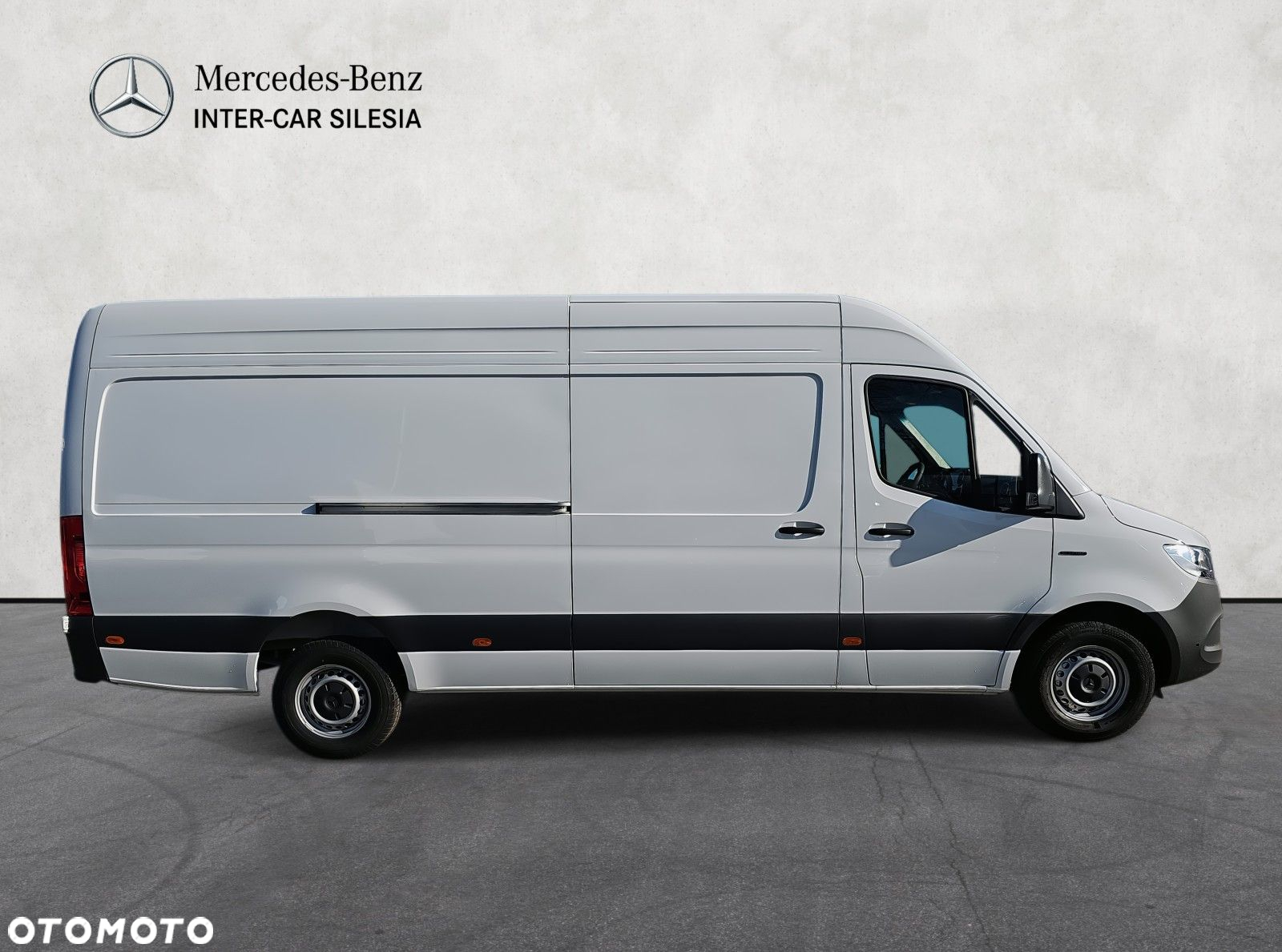 Mercedes-Benz Sprinter 320 e - 4