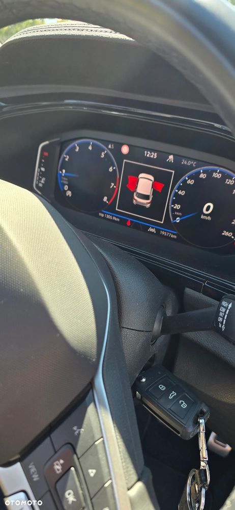 Volkswagen T-Roc 1.5 TSI OPF R-Line - 15