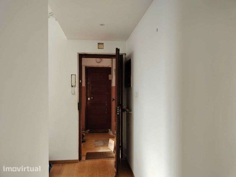 Apartamento T1 Alvalade - Grande imagem: 3/9