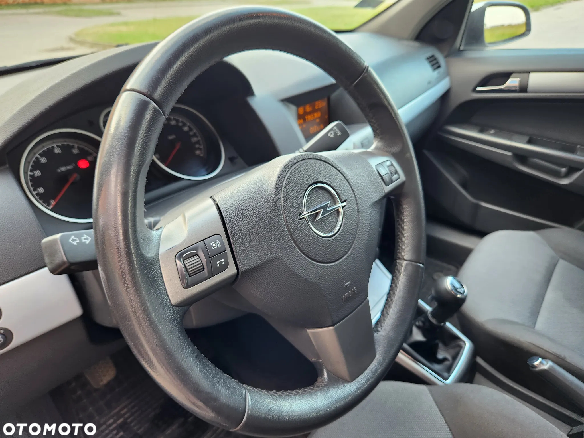 Opel Astra III 1.6 Enjoy - 22