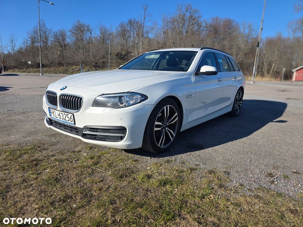 BMW Seria 5 520d xDrive - 5