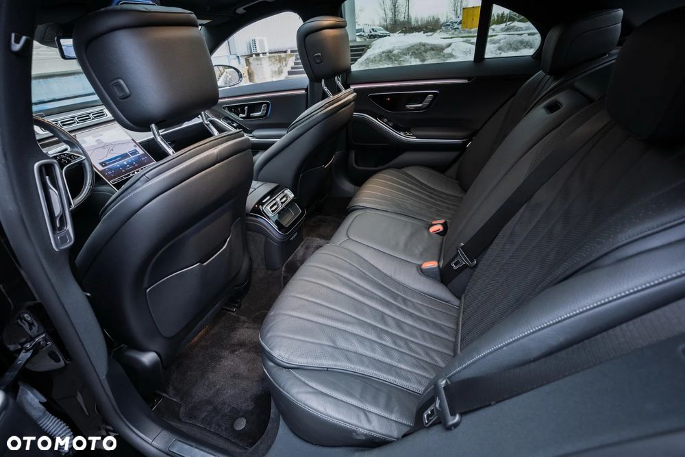 Mercedes-Benz Klasa S 400 d 4Matic L 9G-TRONIC - 32