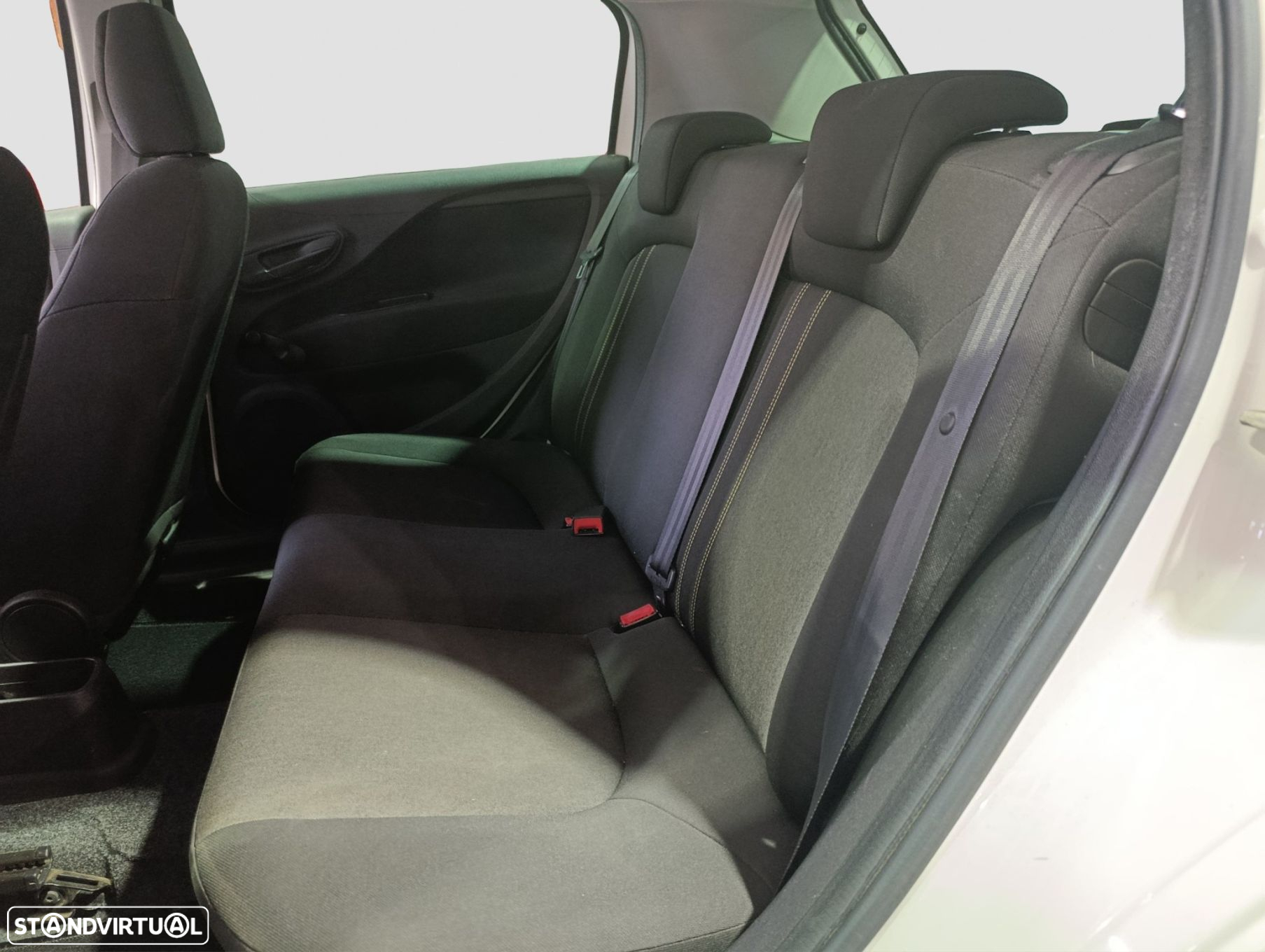 Fiat Punto 1.2 Young II S&S - 13