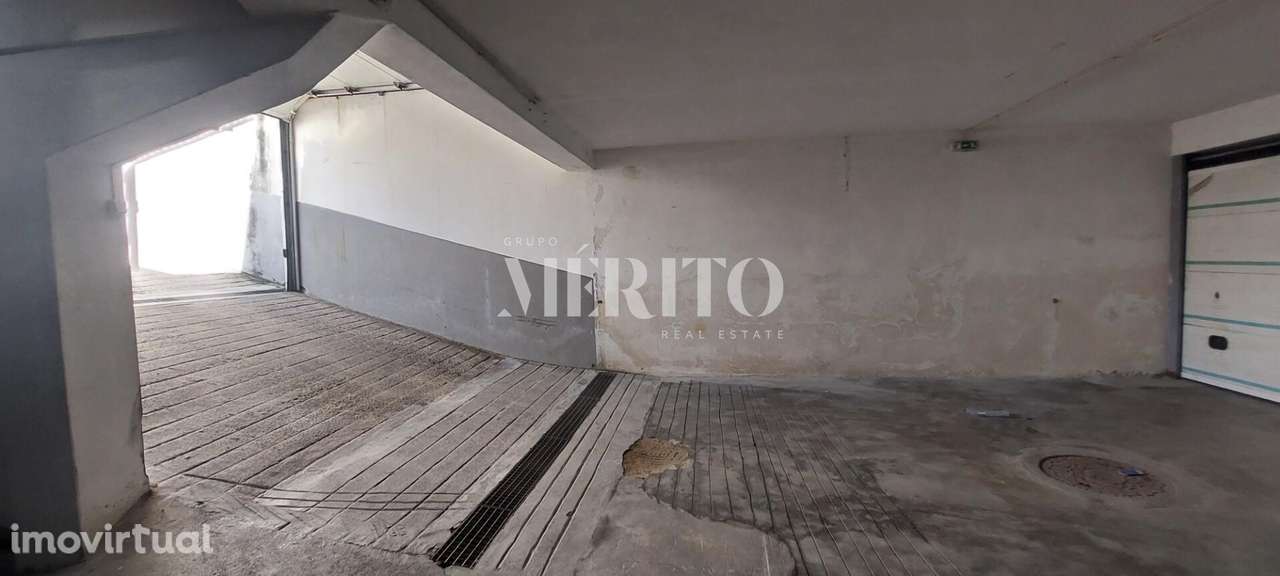 Garagem Fechada - Grande imagem: 3/7