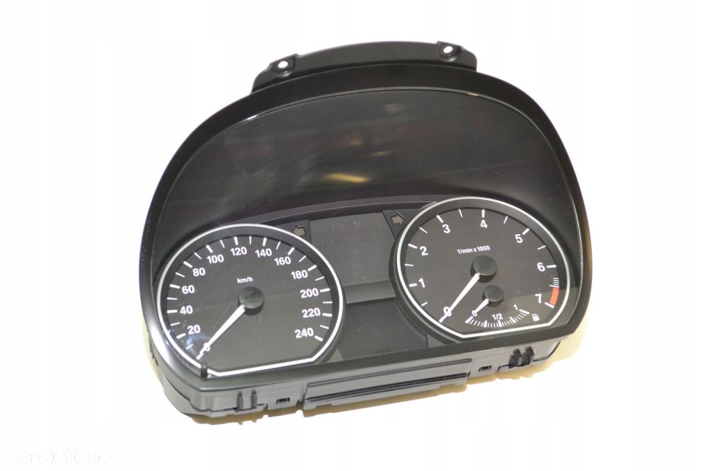 BMW E81 E82 116I 2.0i LICZNIK ZEGARY EUROPA MANUAL 4032032 - 2
