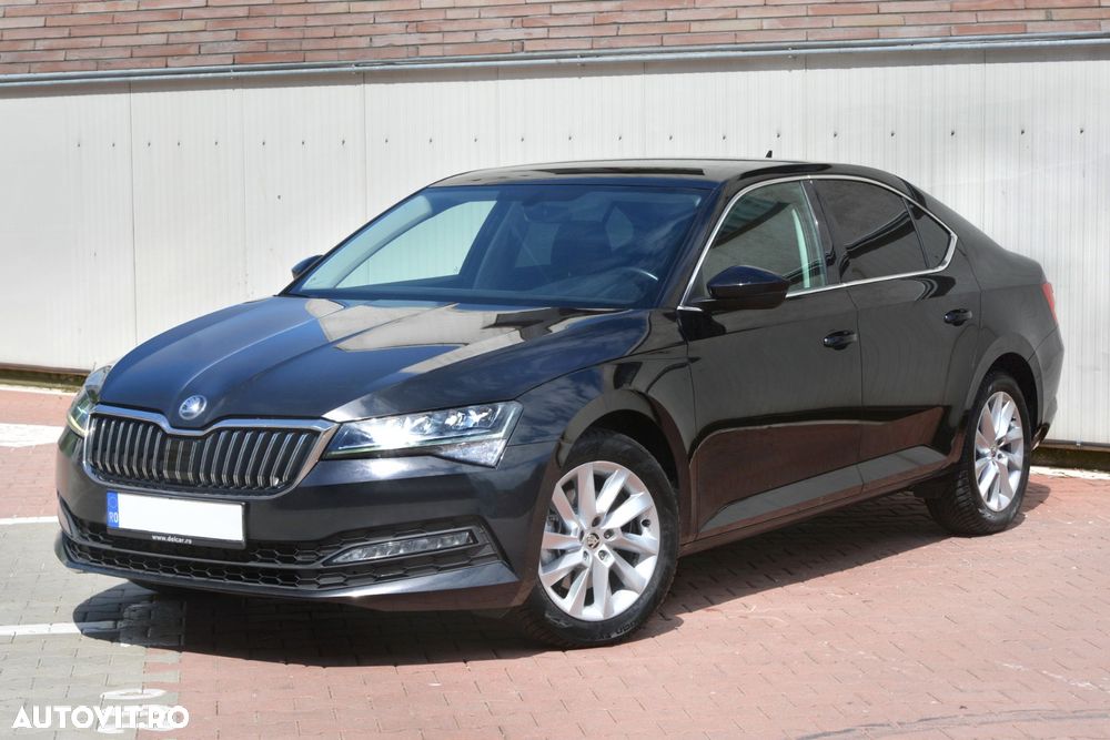 Skoda Superb 2.0 TDI DSG Ambition - 1