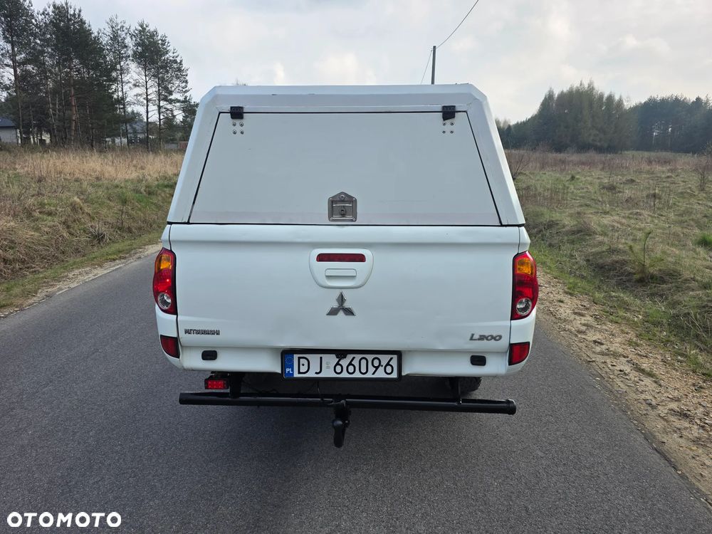 Mitsubishi L200 2.5 DID SC Inform - 37