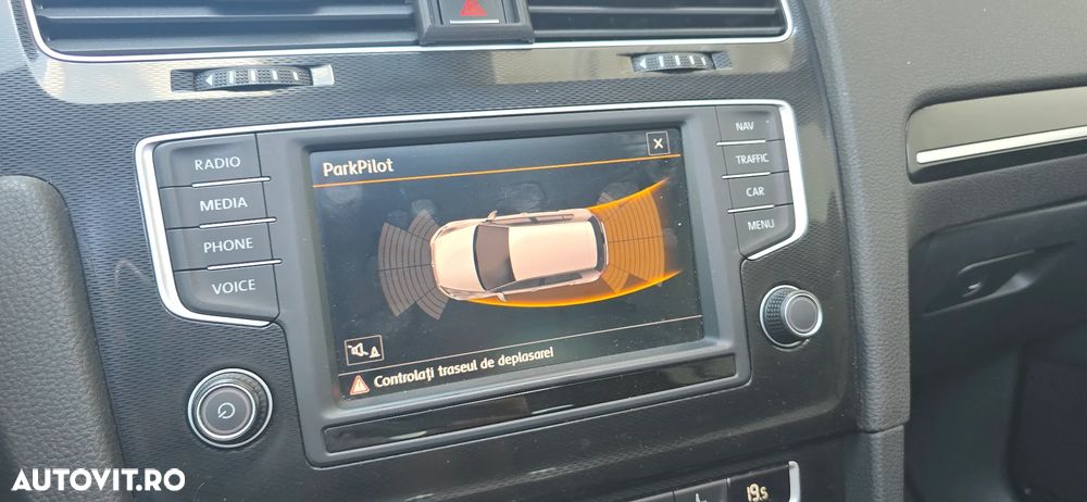 Volkswagen Golf 2.0 TDI DPF BMT DSG GTD - 22