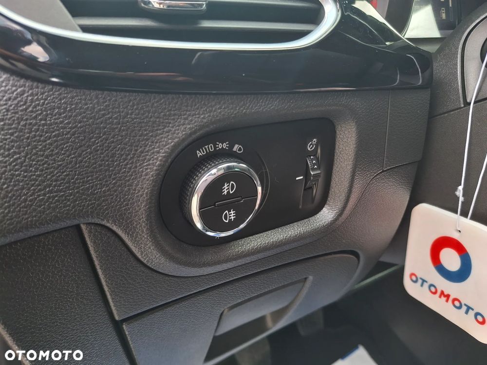 Opel Astra 1.6 Turbo Start/Stop Dynamic - 29