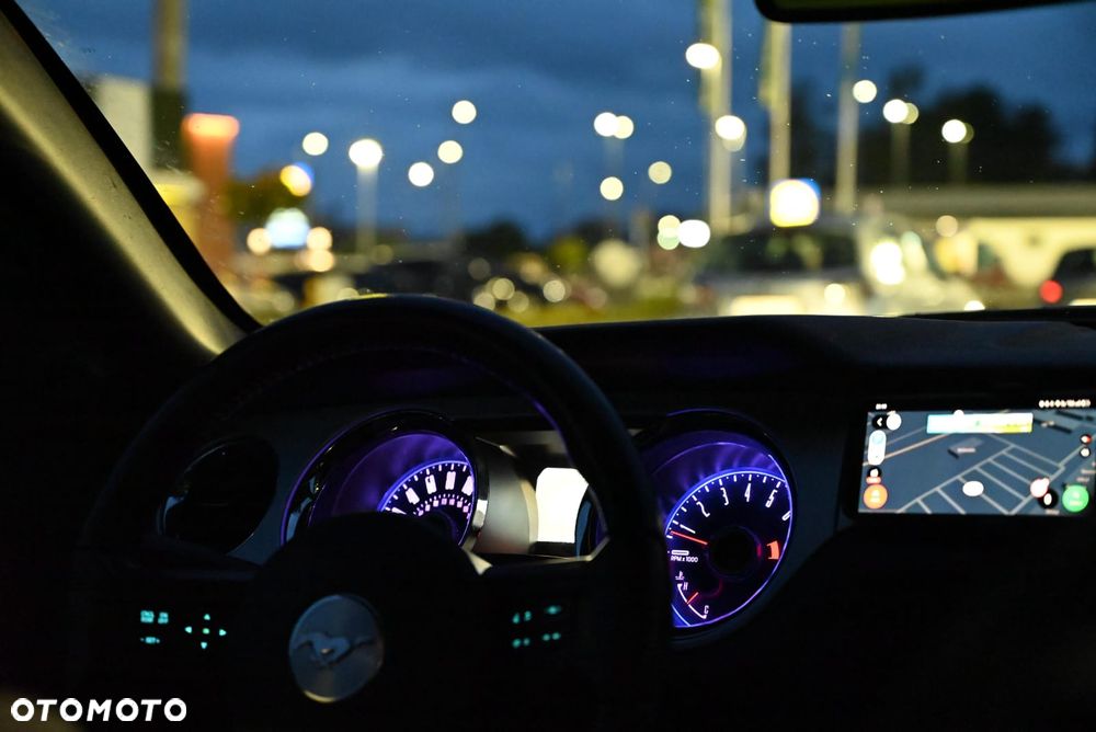 Ford Mustang 3.7 V6 Premium - 22