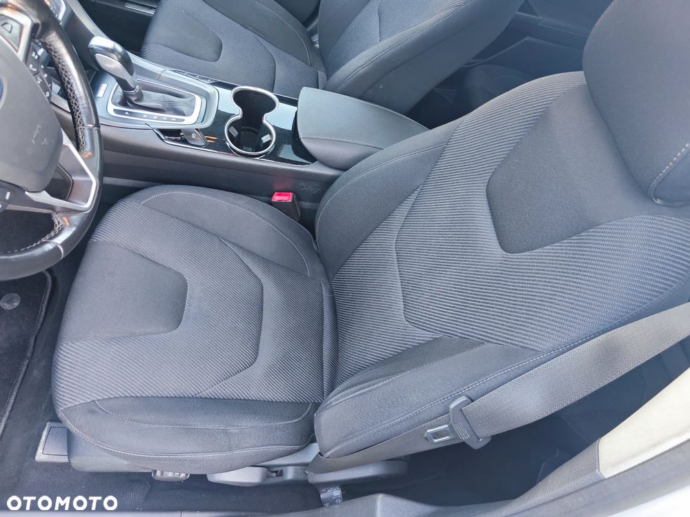 Ford Mondeo 2.0 TDCi Titanium PowerShift - 19