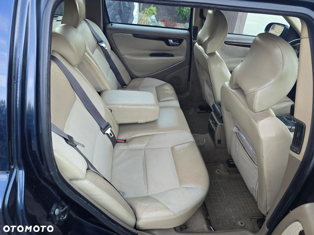 Volvo V70 2.5TDI - 11
