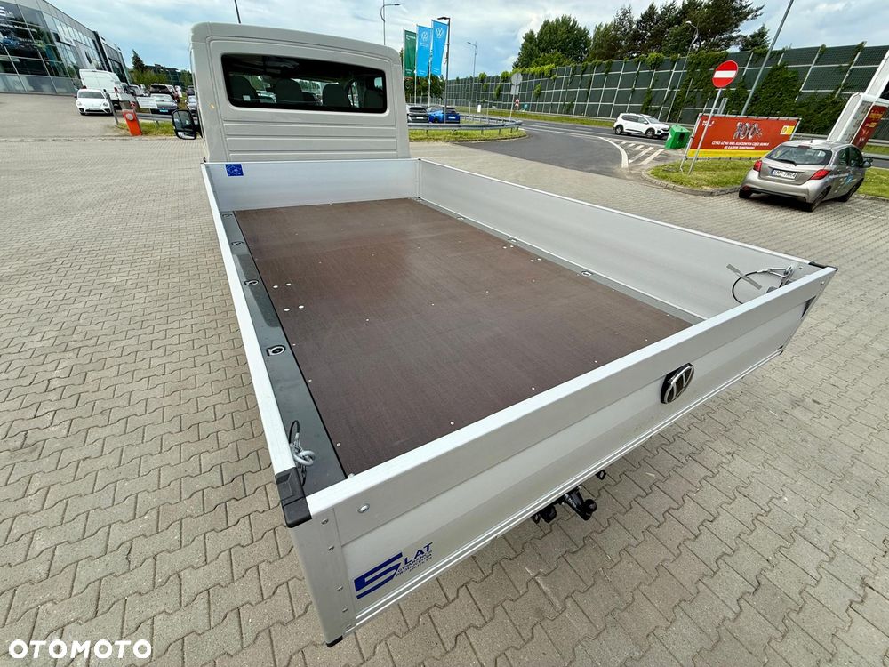 Volkswagen Crafter - 11