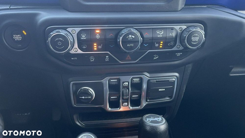 Jeep Wrangler Unlimited 3.6 Automatik Sahara - 21