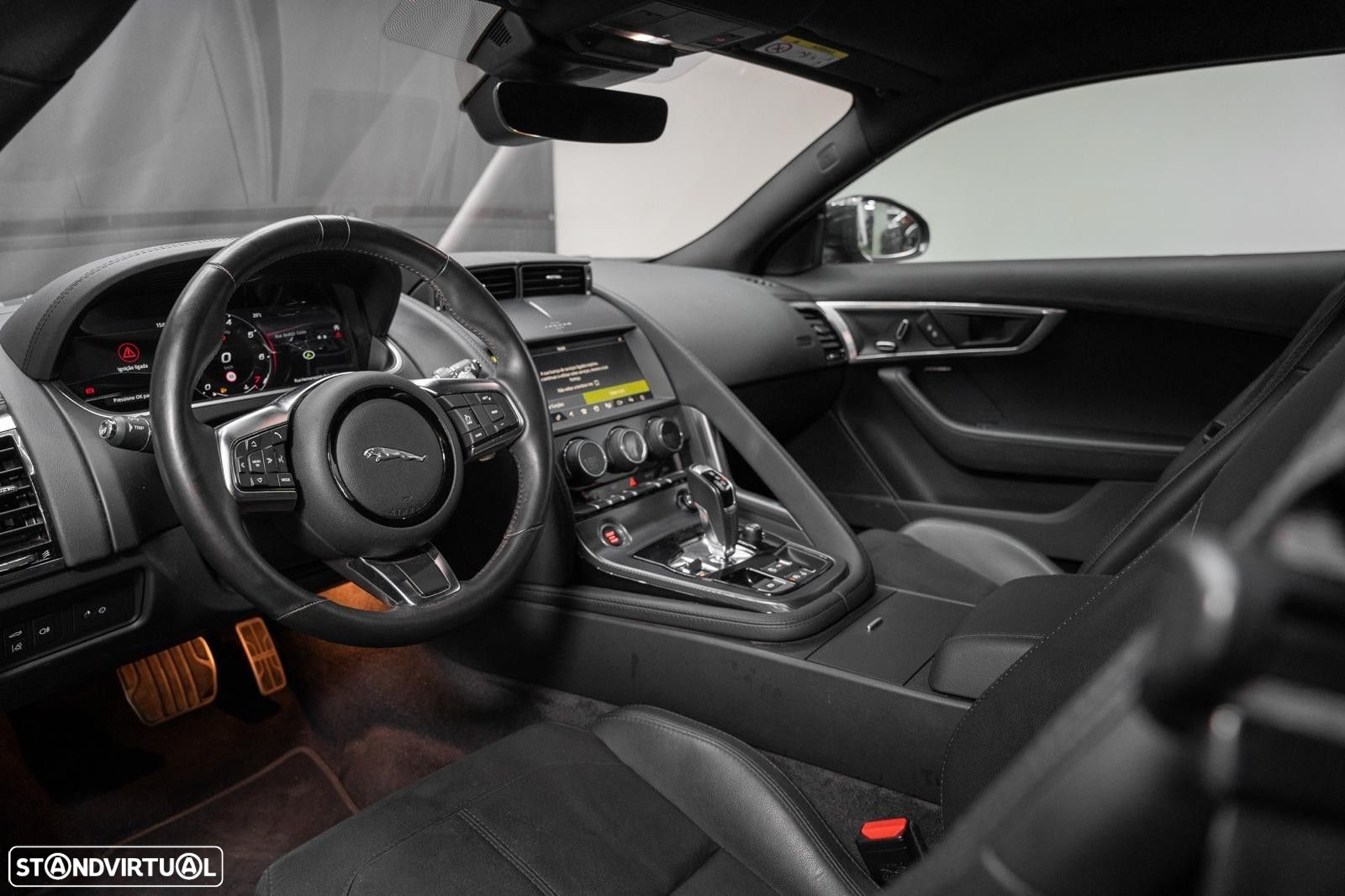 Jaguar F-Type 2.0 i4 R-Dynamic Black - 25