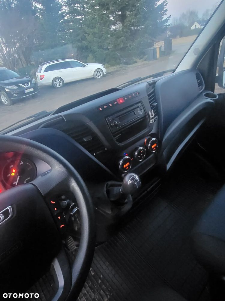 Iveco 35S18 - 12