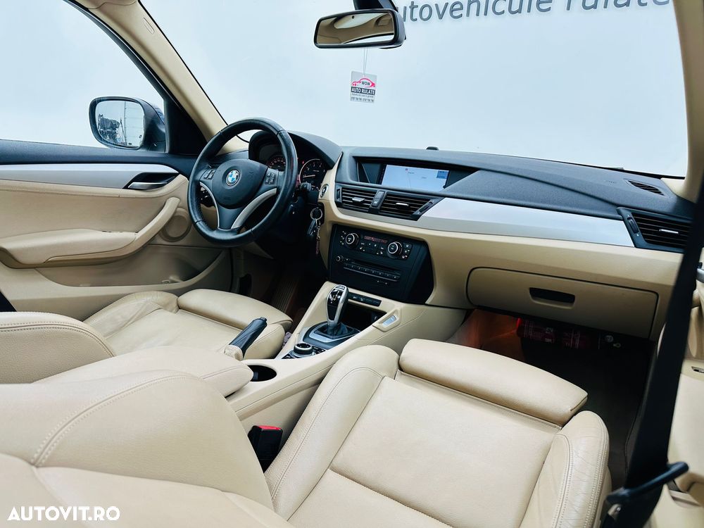 BMW X1 xDrive20i Aut. - 14