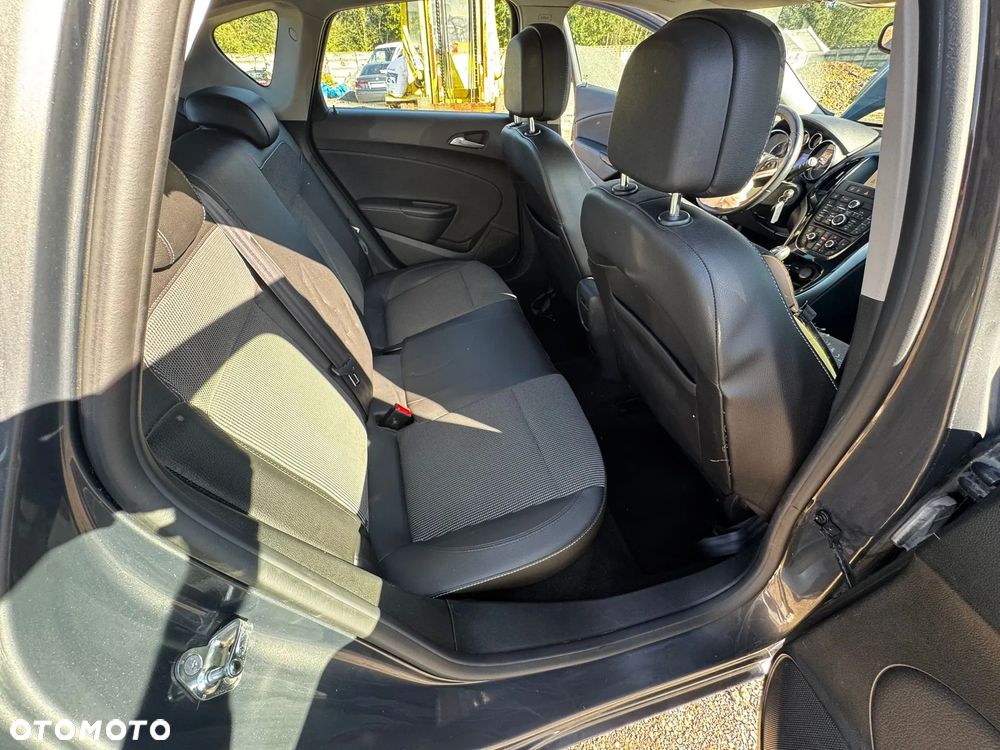 Opel Astra IV 1.6 CDTI Cosmo - 10